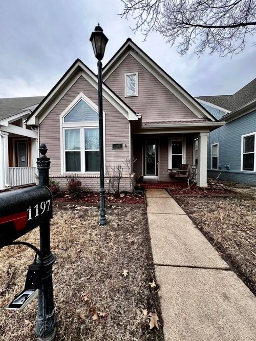 1197 Misty Isle Dr, Memphis, TN, 38103-8920 | Card Image