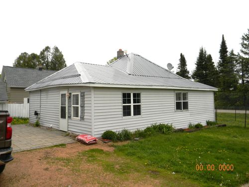 805 5th St, Mattoon, WI, 54450-7738 | Card Image