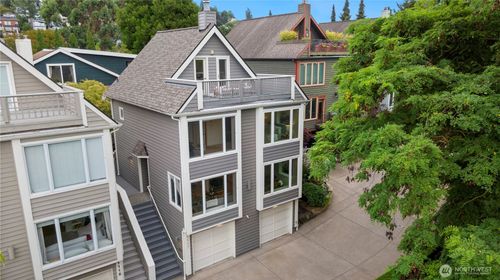 1117 W Blaine Street, Seattle, WA, 98119 | Card Image