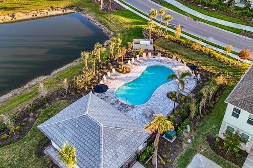 8520 Daybreak St, Sarasota, FL, 34241-2108 | Card Image