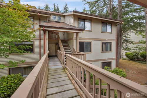 apt-d22-17425 119th Ln Se, Renton, WA, 98058-6249 | Card Image