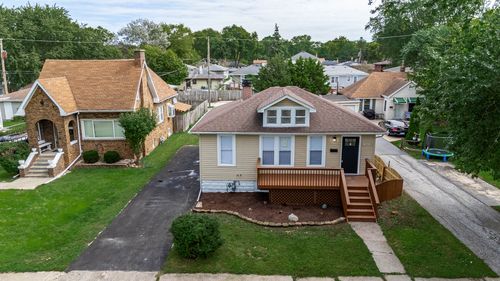 17825 Chicago Ave, Lansing, IL, 60438-1928 | Card Image