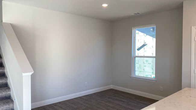 1208 Areba St, House other with 4 bedrooms, 3 bathrooms and null parking in Dallas TX | Image 5