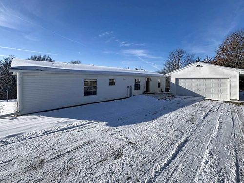 1739 120th Ave, Aledo, IL, 61231-8747 | Card Image