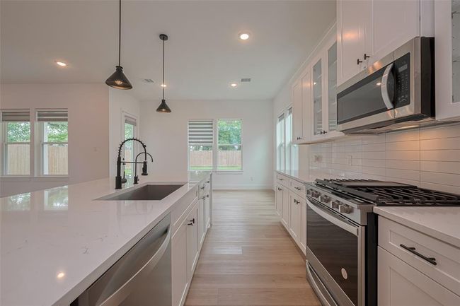 2532 Wall St, House other with 3 bedrooms, 3 bathrooms and 2 parking in Houston TX | Image 16