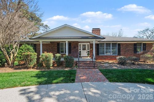 746 Grandview Dr Ne, Concord, NC, 28025-3161 | Card Image