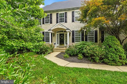 154 Forest Dr, Kennett Square, PA, 19348-2599 | Card Image