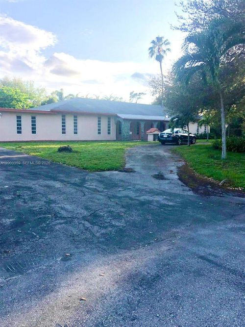 4900 Sw 36th Ct, Pembroke Park, FL, 33023-6939 | Card Image