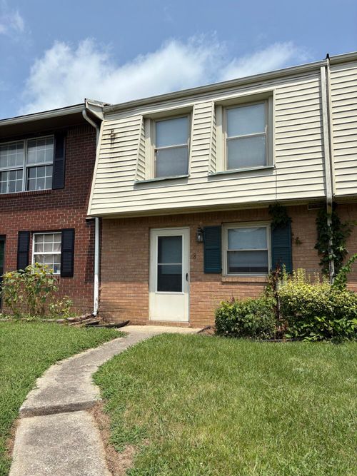 48 Judy Ann Ct, Winchester, KY, 40391-1012 | Card Image