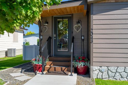 2043 W Lady Anne Way, Post Falls, ID, 83854-8007 | Card Image