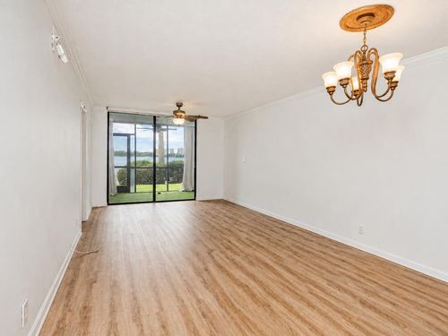 103-110 Lake Emerald Dr, Oakland Park, FL, 33309-6231 | Card Image