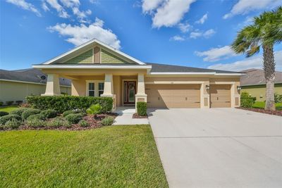 1543 Tilted Cypress Place, House other with 4 bedrooms, 3 bathrooms and null parking in Wesley Chapel FL | Image 2