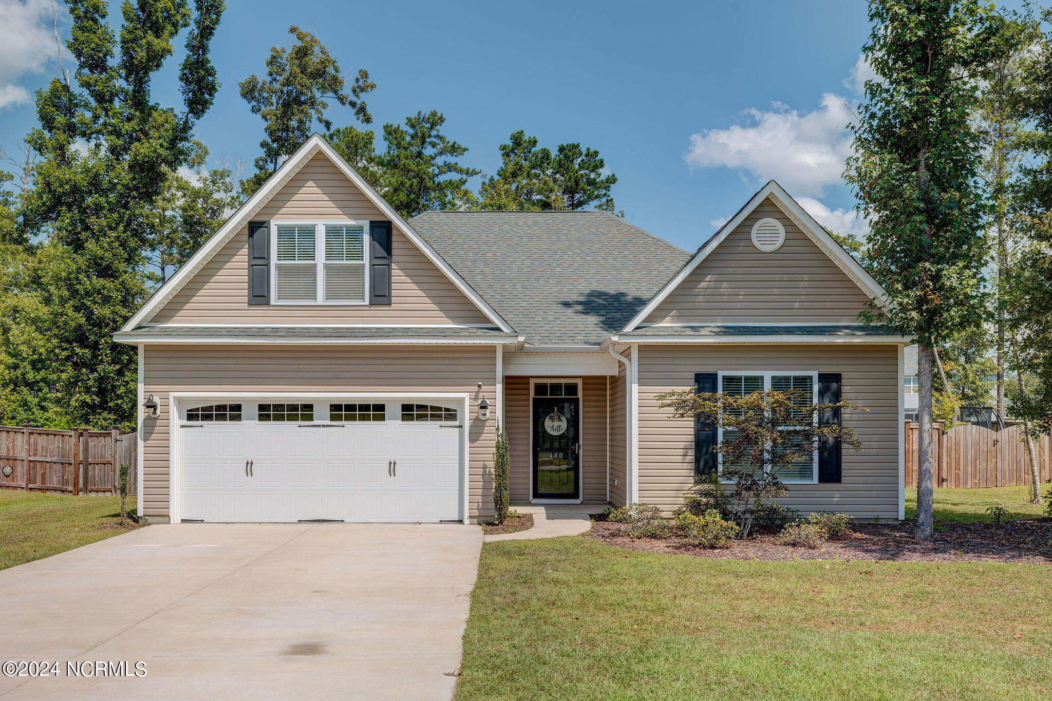 Bronze Dr, Rocky Point, NC 28457