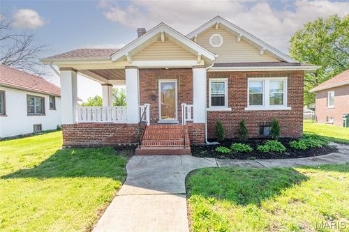 12 Sunset Ct, Saint Louis, MO, 63121-2431 | Card Image