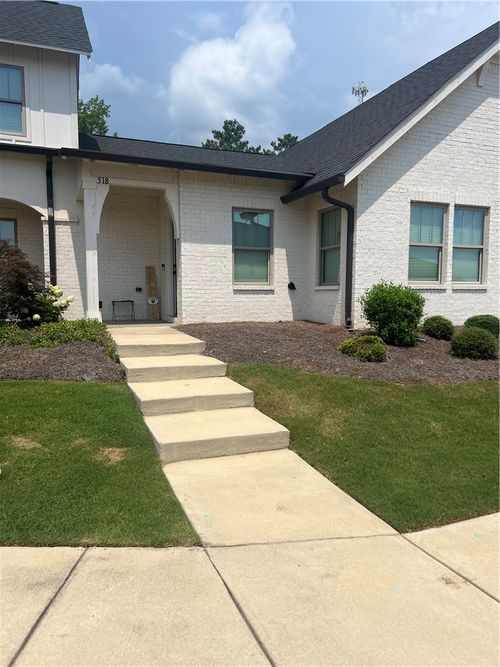 518 Grey Oak Cir, AUBURN, AL, 36830-2979 | Card Image