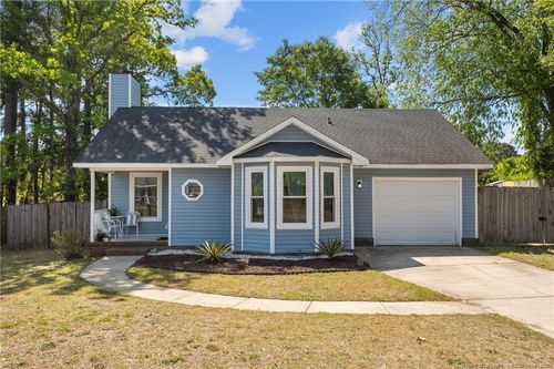 4521 Park Knoll Ln, Fayetteville, NC, 28304-5122 | Card Image