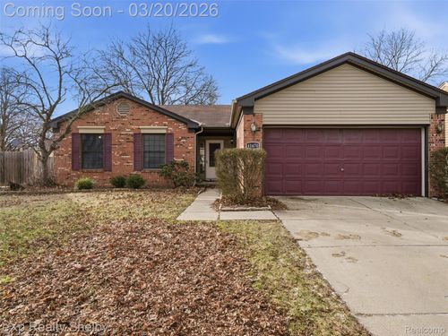 41670 Amberly Dr, Clinton Township, MI, 48038-1907 | Card Image