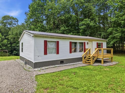 733 Wigwam St, Sparta, TN, 38583 | Card Image