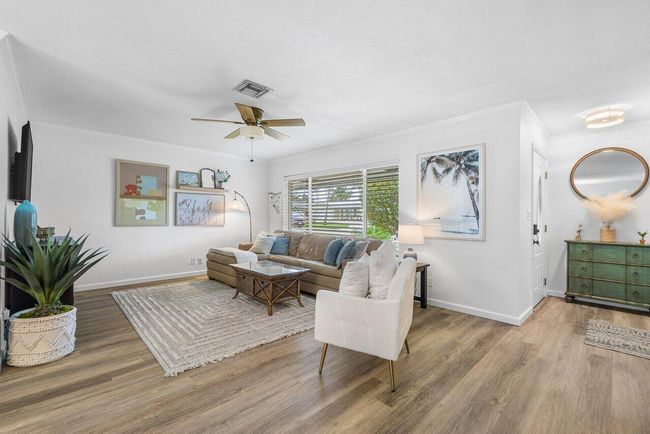 353 Mars Ave, House other with 2 bedrooms, 2 bathrooms and null parking in Tequesta FL | Image 4