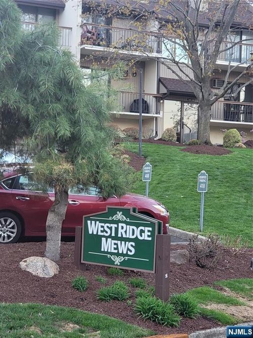 4d-404 W Ridge Mews, Wood Ridge, NJ, 07075-1350 | Card Image