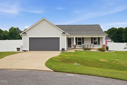 55 Fall Bridge Cir, Benson, NC, 27504-6779 | Card Image