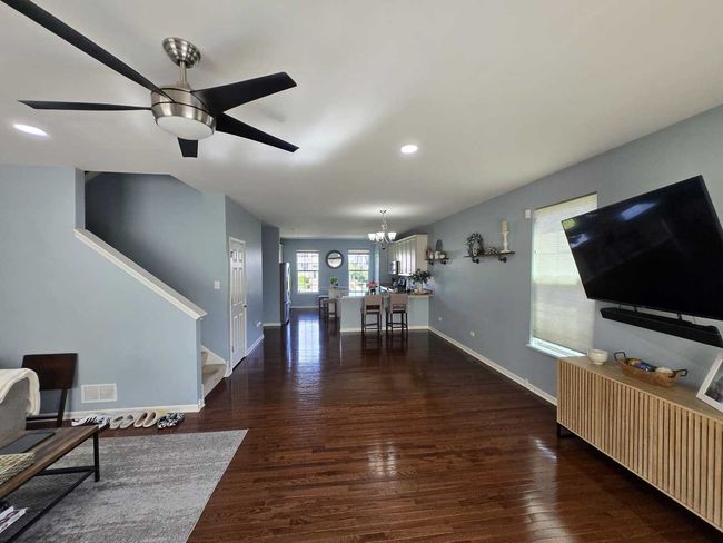 231 Lionel Dr, Townhouse with 3 bedrooms, 3 bathrooms and 2 parking in Grayslake IL | Image 14