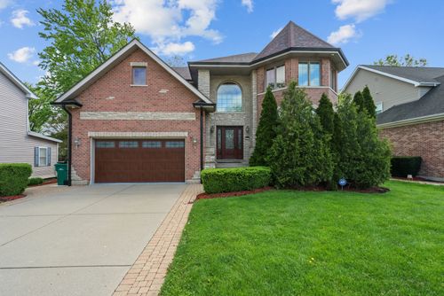 267 9th St, Wheeling, IL, 60090-2705 | Card Image