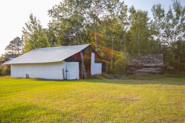 16358 Highway 60, House other with 4 bedrooms, 2 bathrooms and 8 parking in Killaloe ON | Image 30