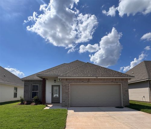 818 Venecia, Bossier City, LA, 71111 | Card Image