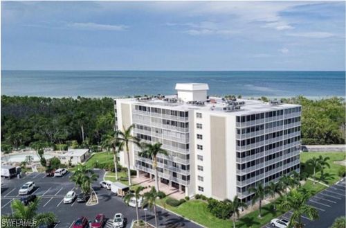 511-3 Bluebill Ave, NAPLES, FL, 34108-1725 | Card Image