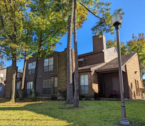 7200 W T C Jester Blvd, Houston, TX, 77088 | Card Image