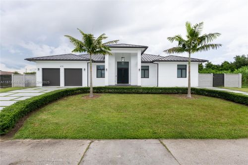 18785 Sw 355th Ter, Homestead, FL, 33034-5402 | Card Image