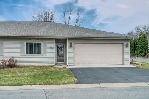 1400 Sweet Grass, Hudson, WI, 54016-9267 | Card Image