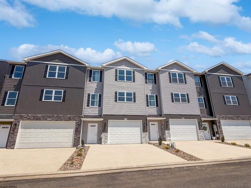 278 Red Oak Ln, Morgantown, WV, 26501-1812 | Card Image