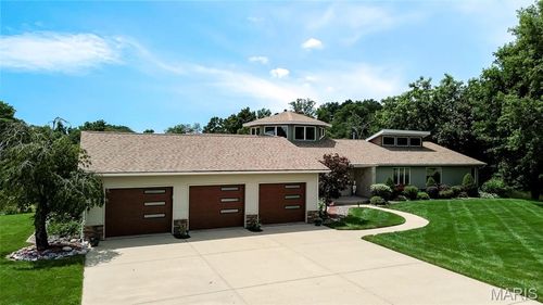 5119 White Oak Dr, Smithton, IL, 62285-3733 | Card Image