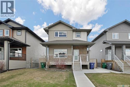 923 Kloppenburg Cres, Saskatoon, SK, S7W0P2 | Card Image