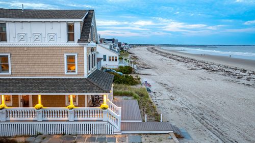 225 Atlantic Avenue, Wells, ME, 04090 | Card Image