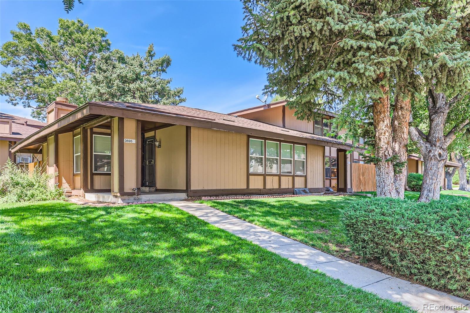 Granby Way, Aurora, CO 80014