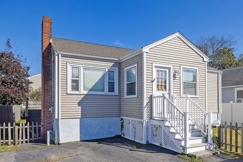 43 E St, Hull, MA, 02045-1834 | Card Image