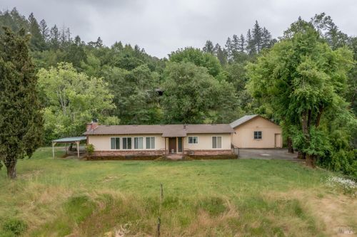 6680 Giovanetti Rd, Forestville, CA, 95436-9799 | Card Image