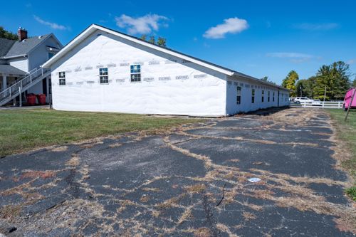 249 W High St, London, OH, 43140-1356 | Card Image