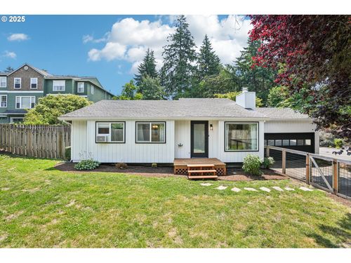 2924 Sw Multnomah Blvd, Portland, OR, 97219-3938 | Card Image