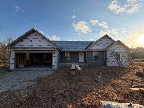 1604 S Layton Station Rd, Veedersburg, IN, 47987-8470 | Card Image