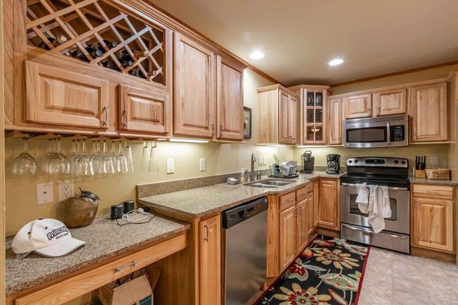 2708 - 2017-8 S Czech Xing, Condo with 3 bedrooms, 2 bathrooms and null parking in Arkdale WI | Image 13