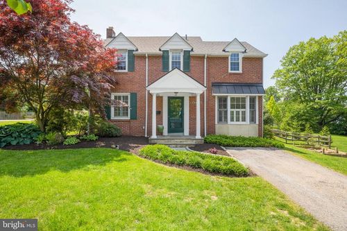 28 Crest Ave, MALVERN, PA, 19355-2611 | Card Image