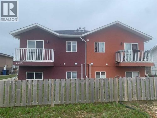 4405 50 Ave, Grimshaw, AB, T0H0B8 | Card Image