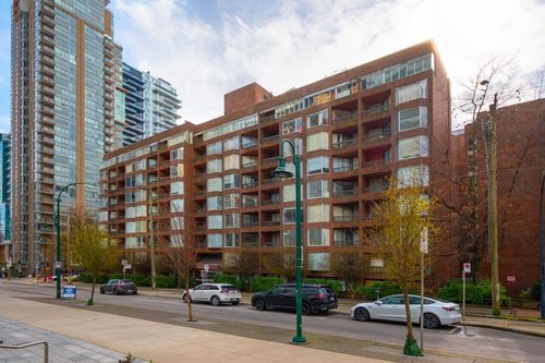 211-950 Drake St, Vancouver, BC, V6Z2B9 | Card Image
