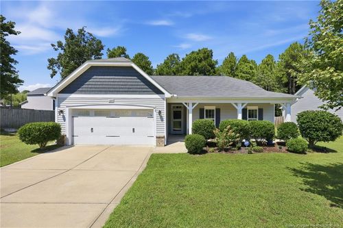 233 English Oak Dr, Bunnlevel, NC, 28323-9239 | Card Image