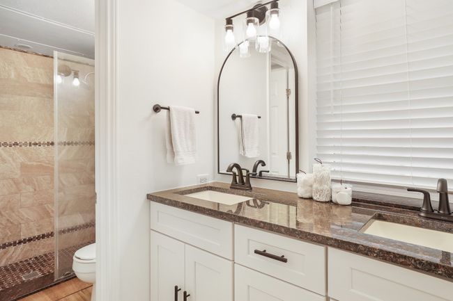 APT-208 - 9910 Royal Ln, Condo with 1 bedrooms, 2 bathrooms and null parking in Dallas TX | Image 13