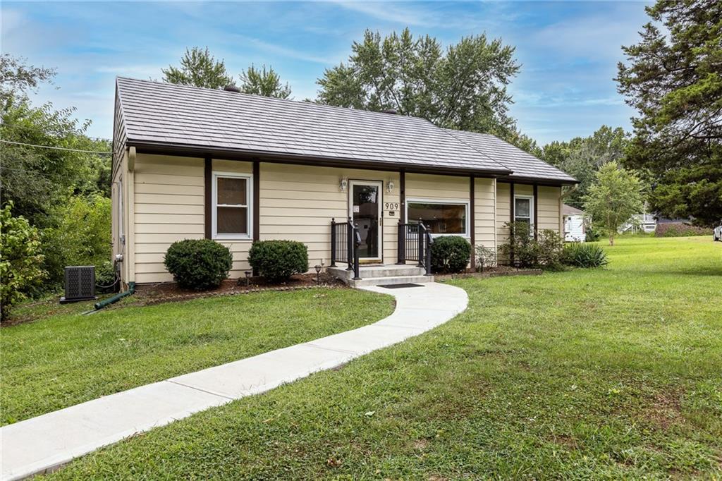 88th St, Kansas City, MO 64155